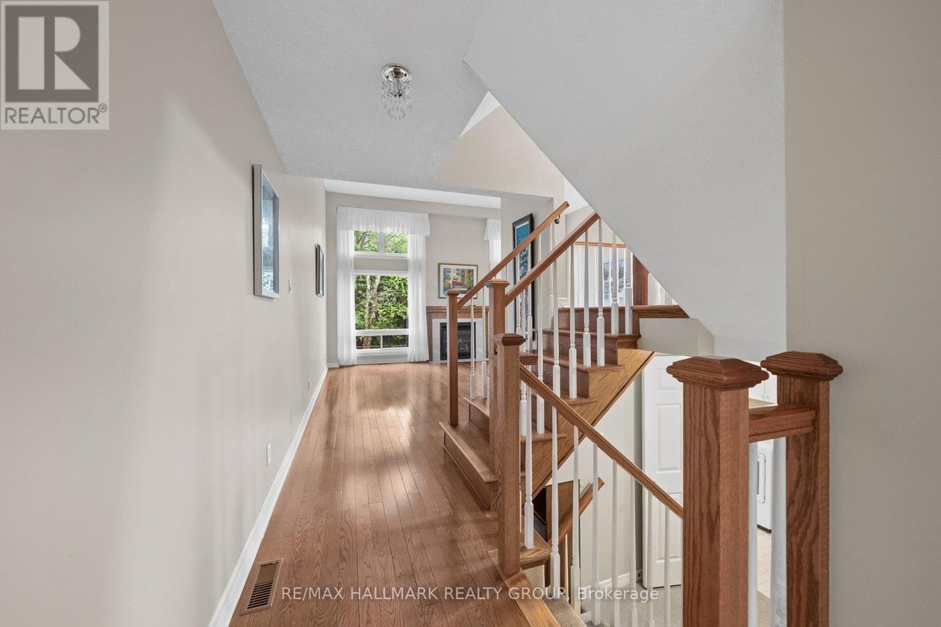 44 DUNBARTON COURT - Photo 6