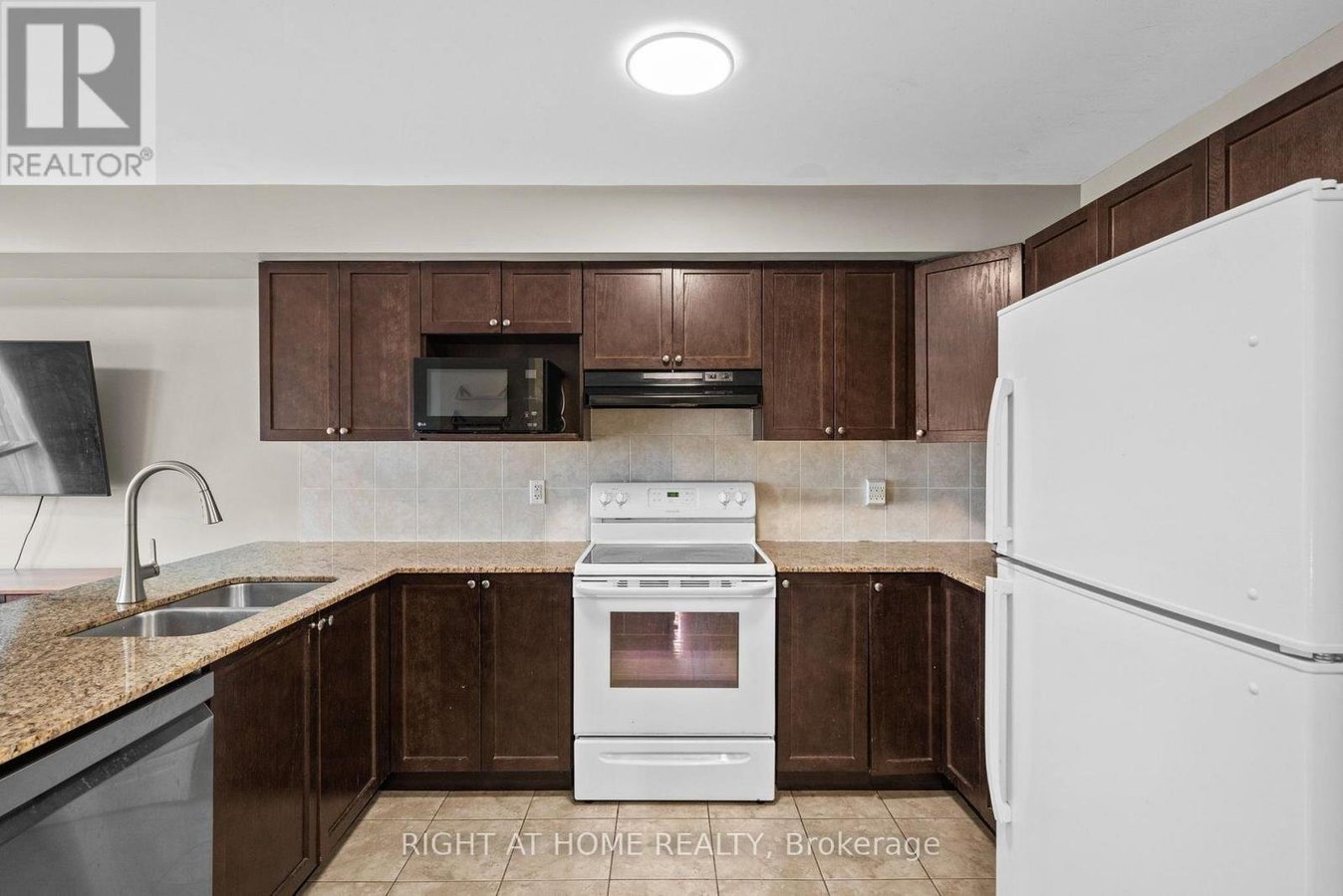 100 LOKOYA STREET - Photo 11