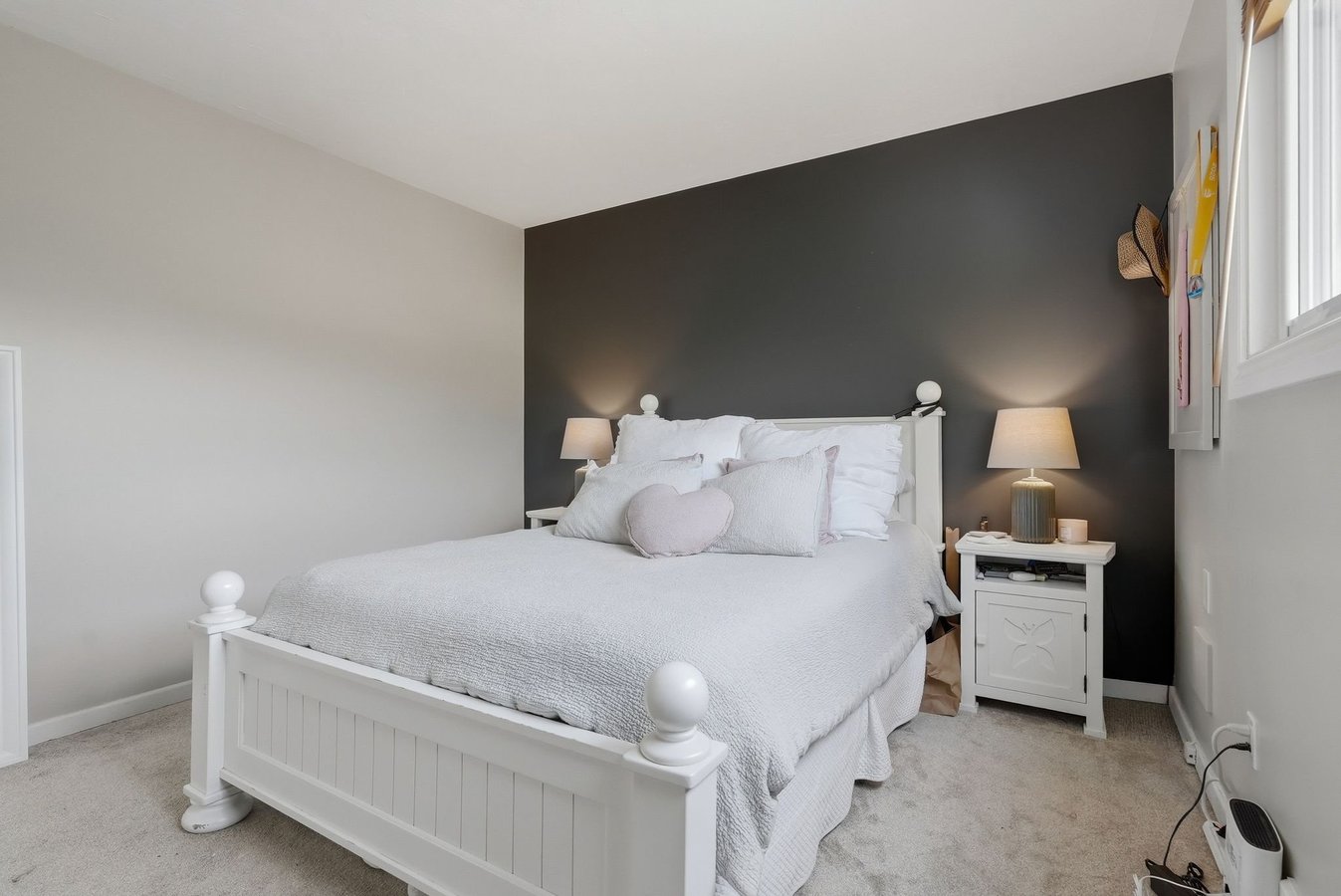 2346 Edwin Crescent - Photo 18