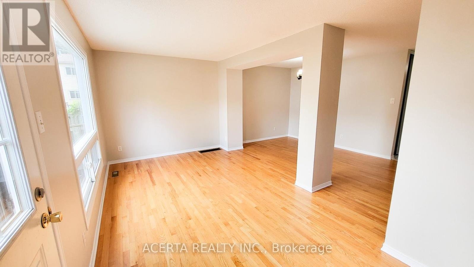249 TEAL CRESCENT - Photo 4