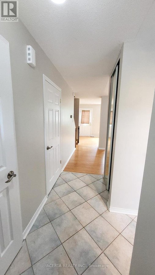 249 TEAL CRESCENT - Photo 7