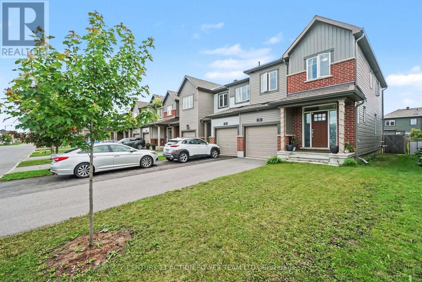 26 GARDENPOST TERRACE - Photo 3