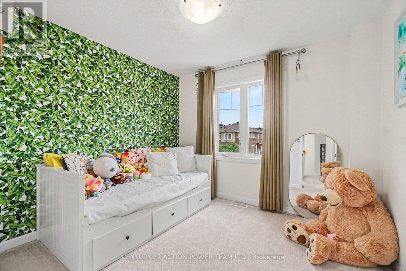 26 GARDENPOST TERRACE - Photo 24