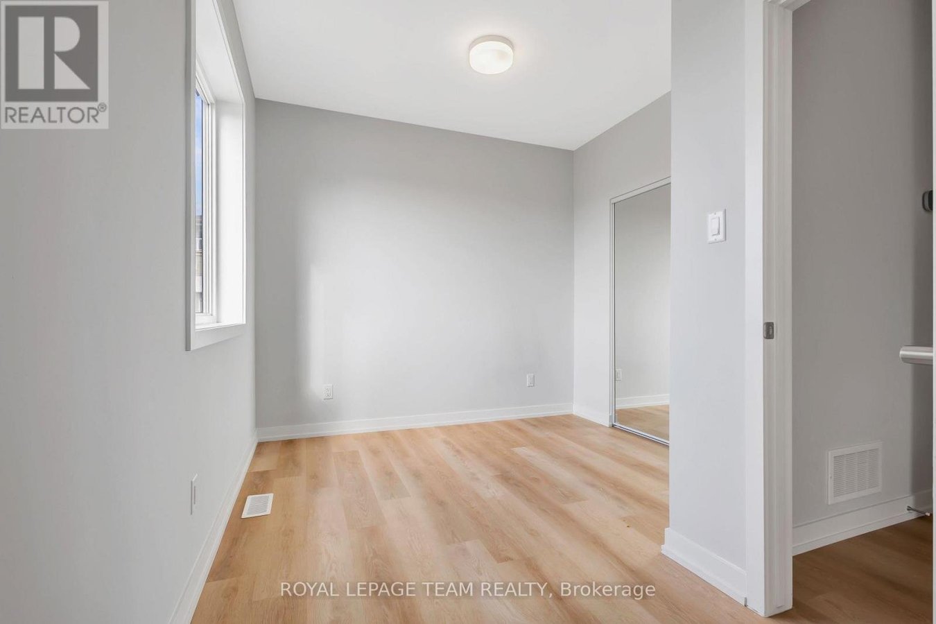 512 CELESTINE PRIVATE - Photo 6