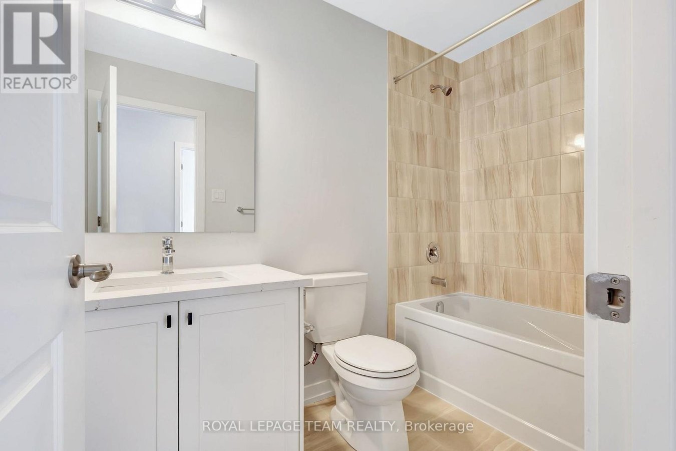 512 CELESTINE PRIVATE - Photo 18