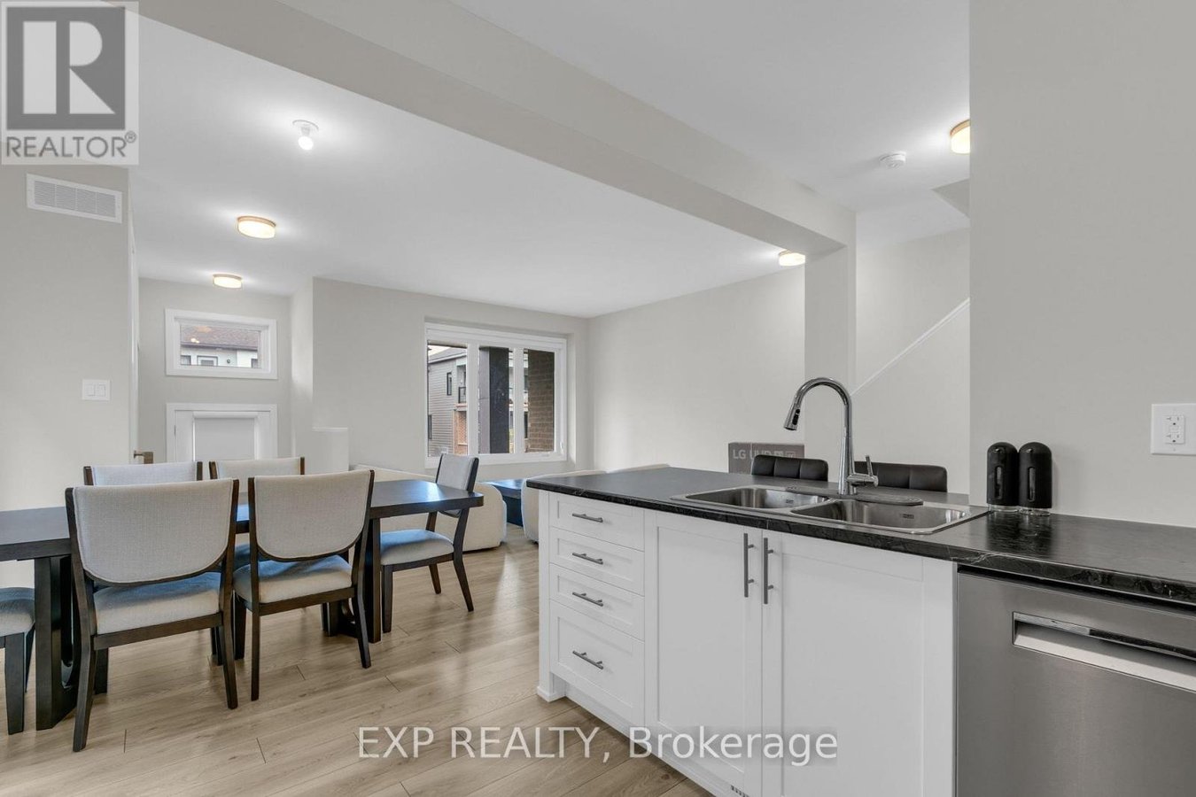 323 CATSFOOT WALK - Photo 14