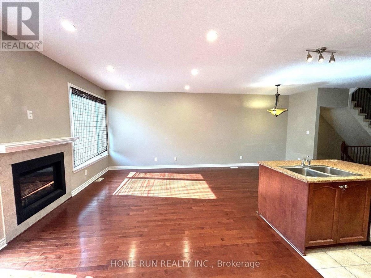 862 FLETCHER CIRCLE - Photo 5