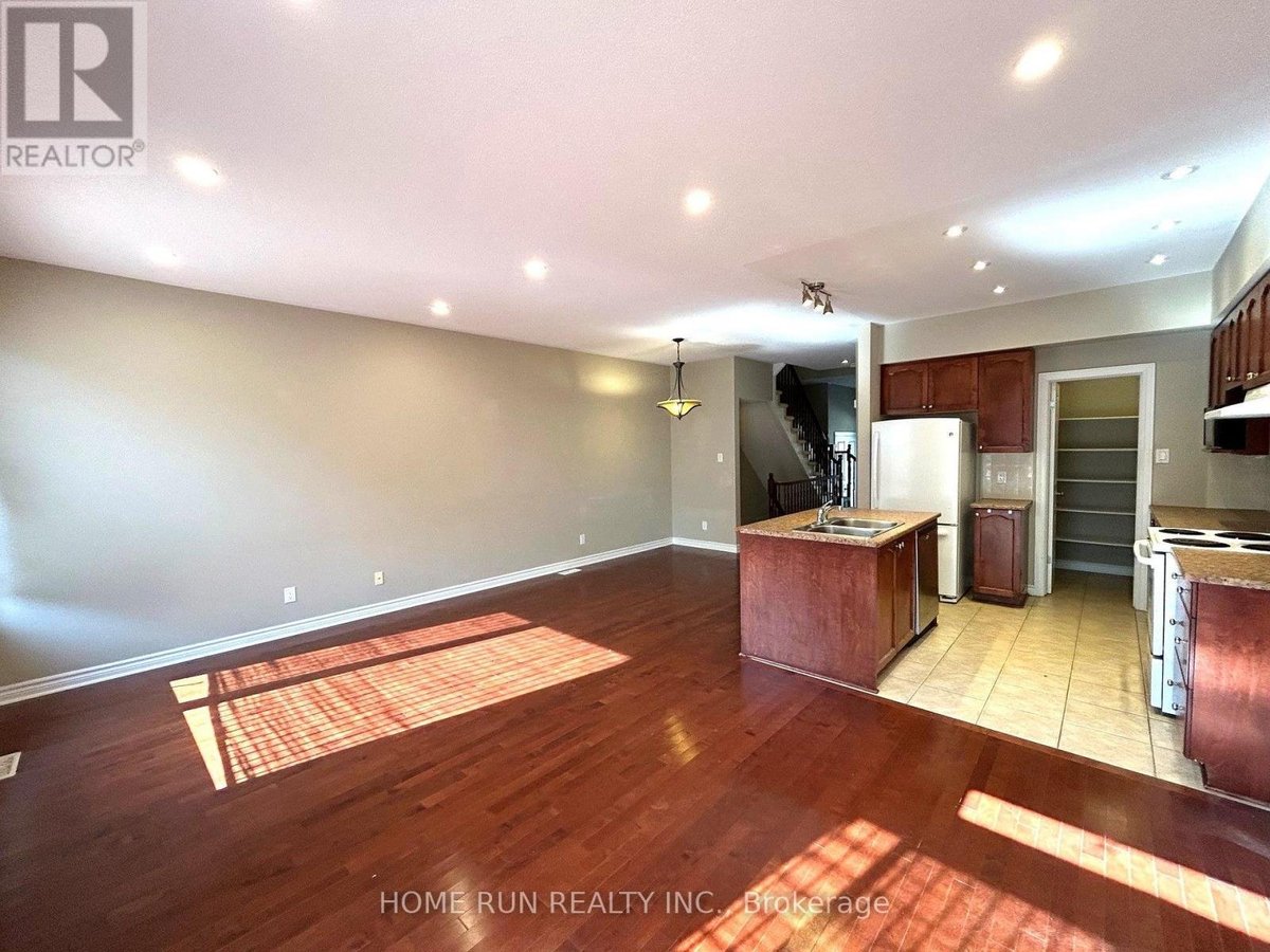 862 FLETCHER CIRCLE - Photo 8