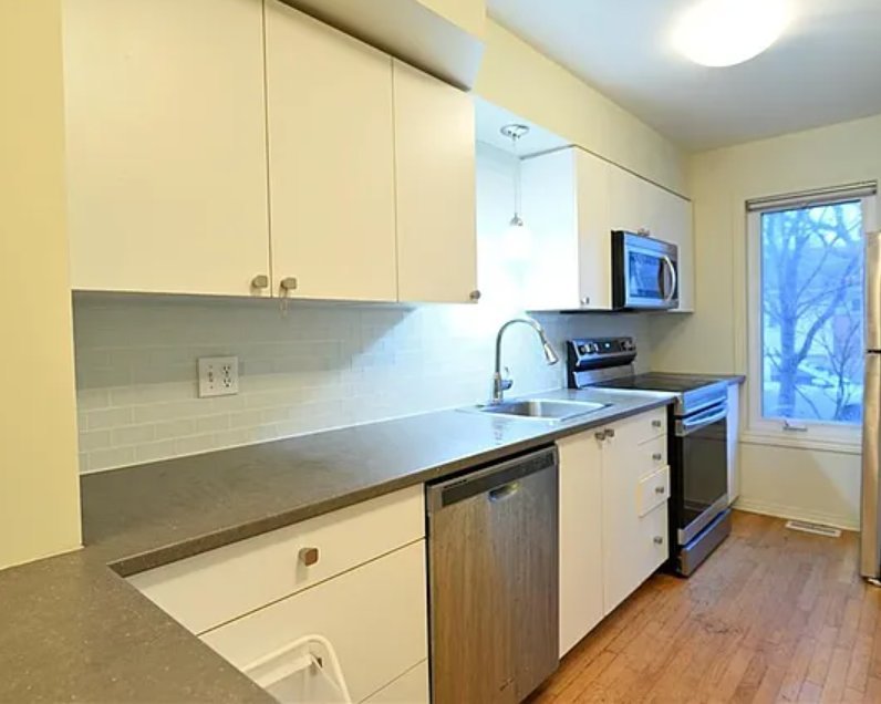 90 Templeton Street - Photo 2