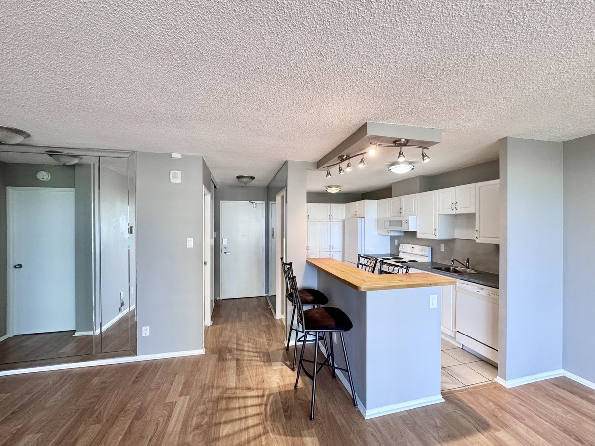 1785 Frobisher Lane - Photo 10