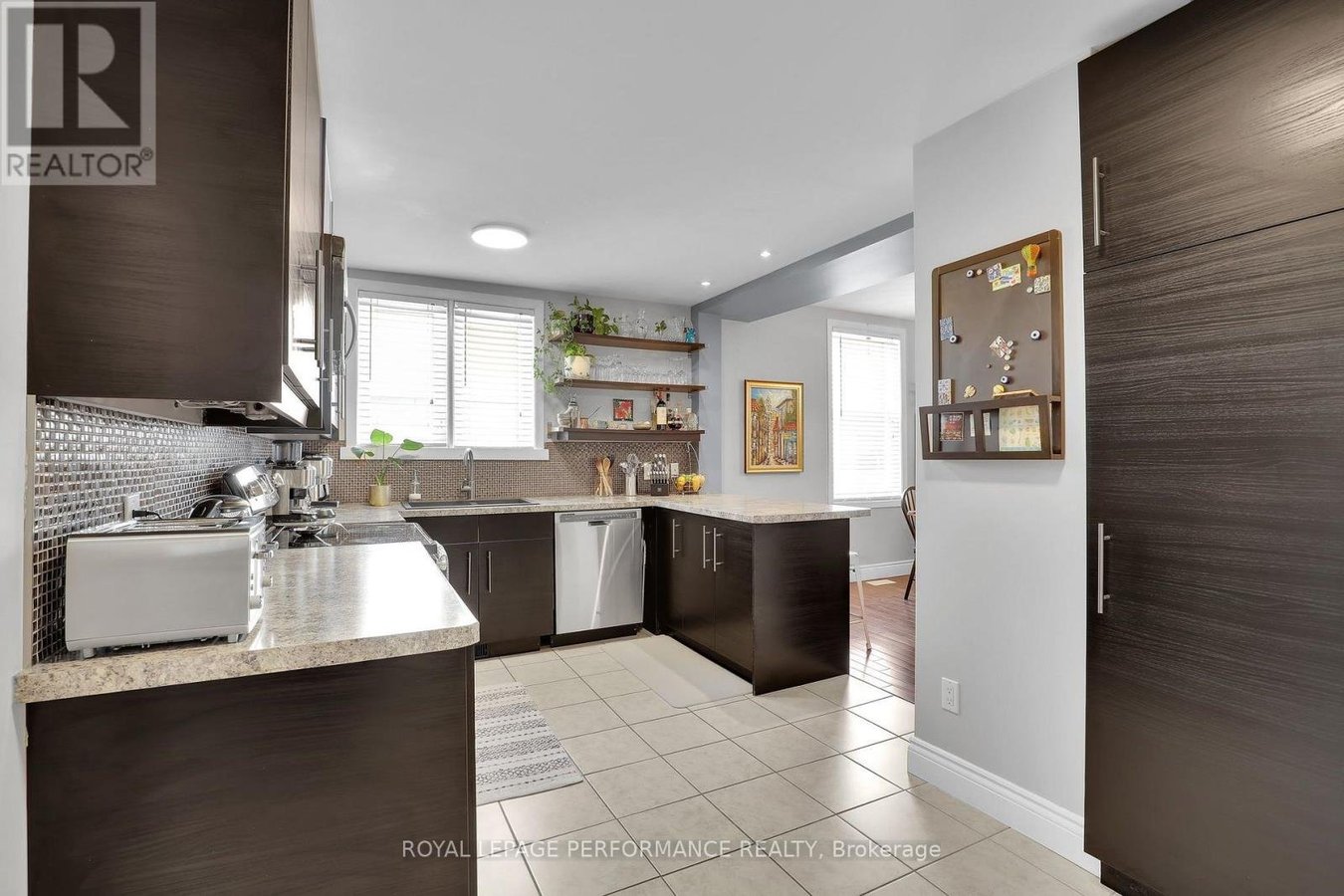 165 - 165 LAVAL STREET - Photo 11