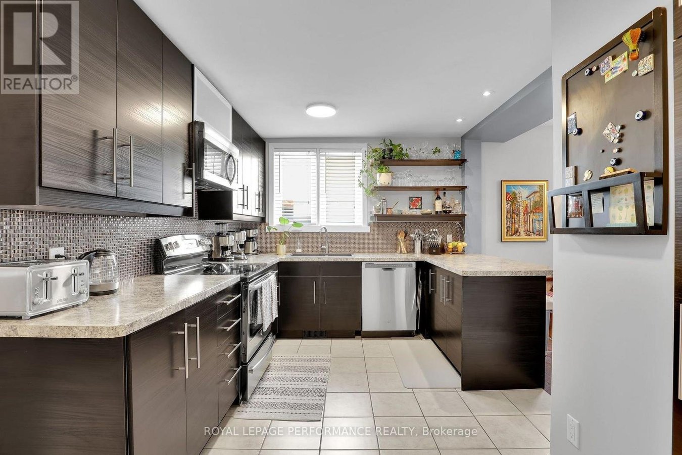 165 - 165 LAVAL STREET - Photo 13