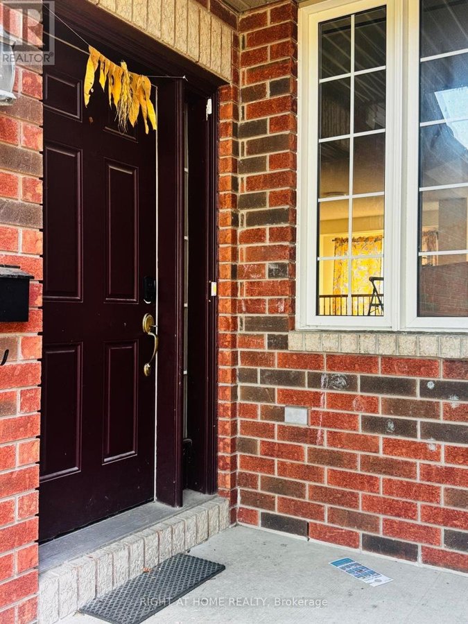 1069 MARCONI AVENUE - Photo 2