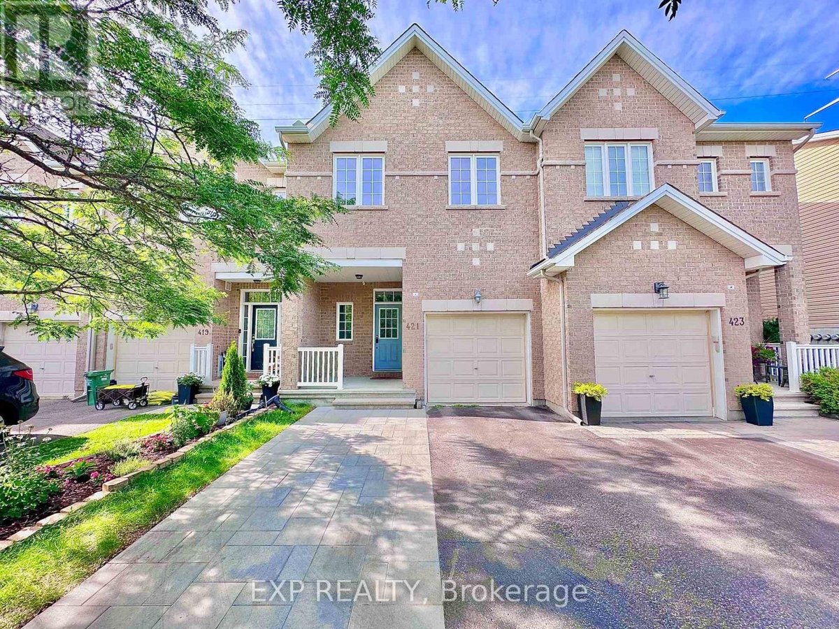 421 FOXHALL WAY - Photo 1