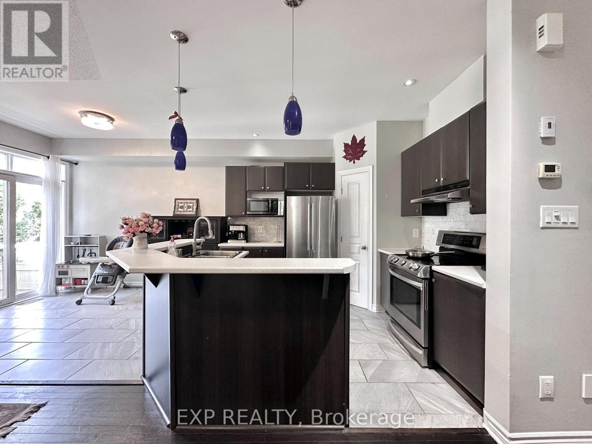 421 FOXHALL WAY - Photo 9