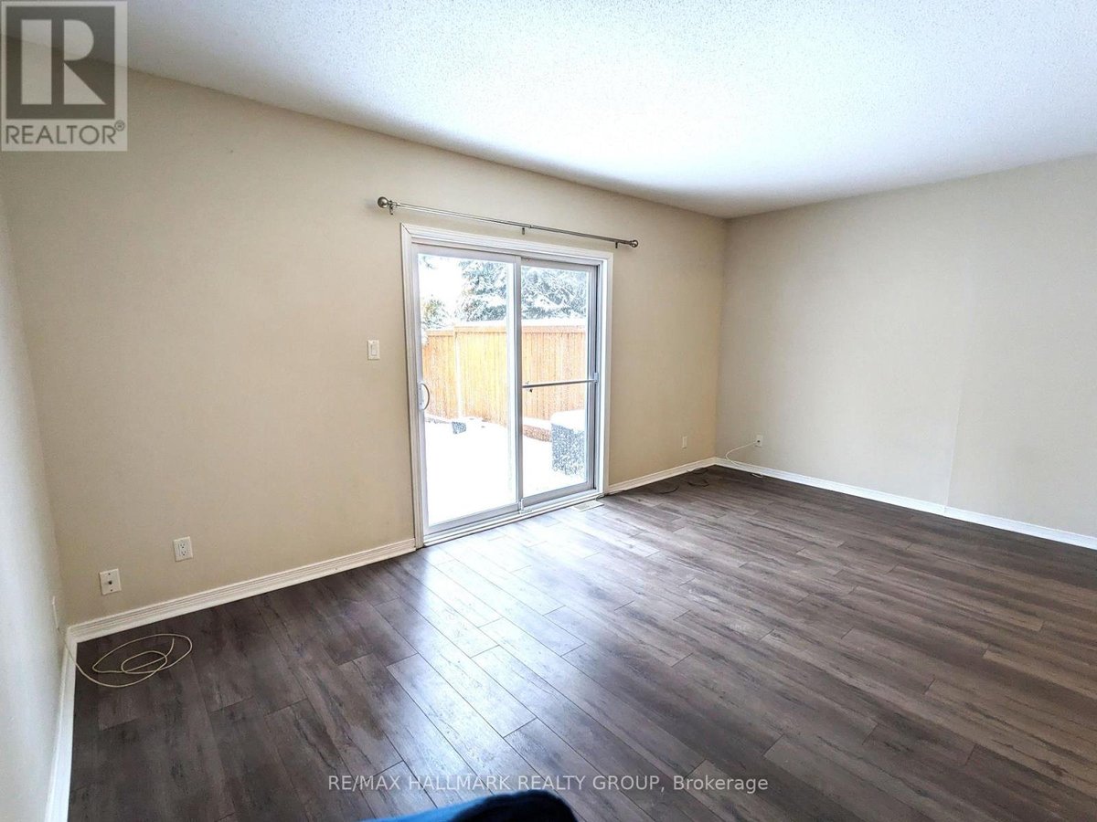 21 - 6464 COLONY SQUARE - Photo 12