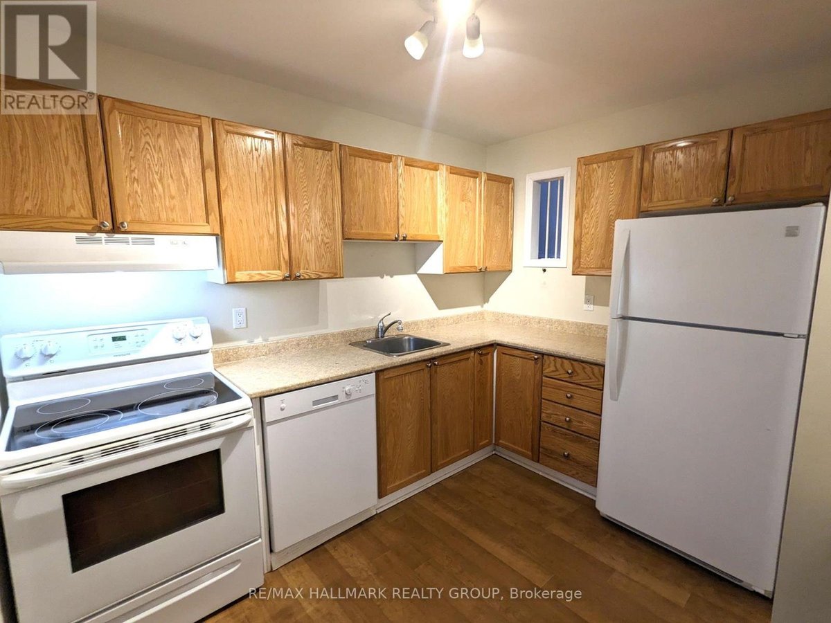 21 - 6464 COLONY SQUARE - Photo 14