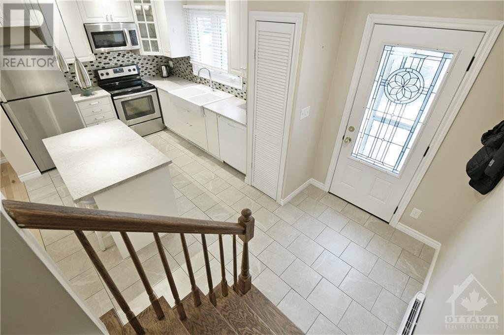 740 Morin Street - Photo 2