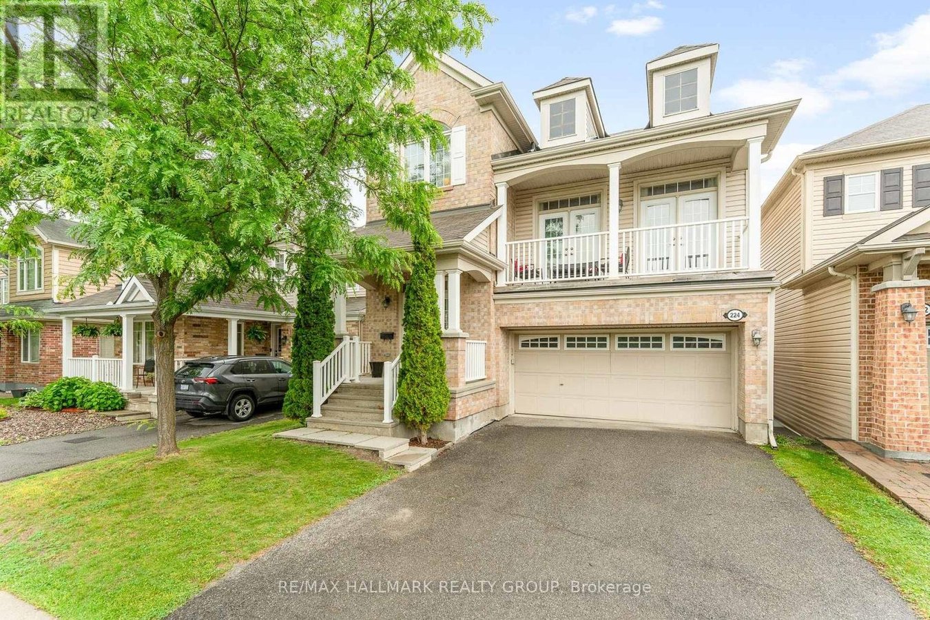 224 TEMPEST DRIVE - Photo 1