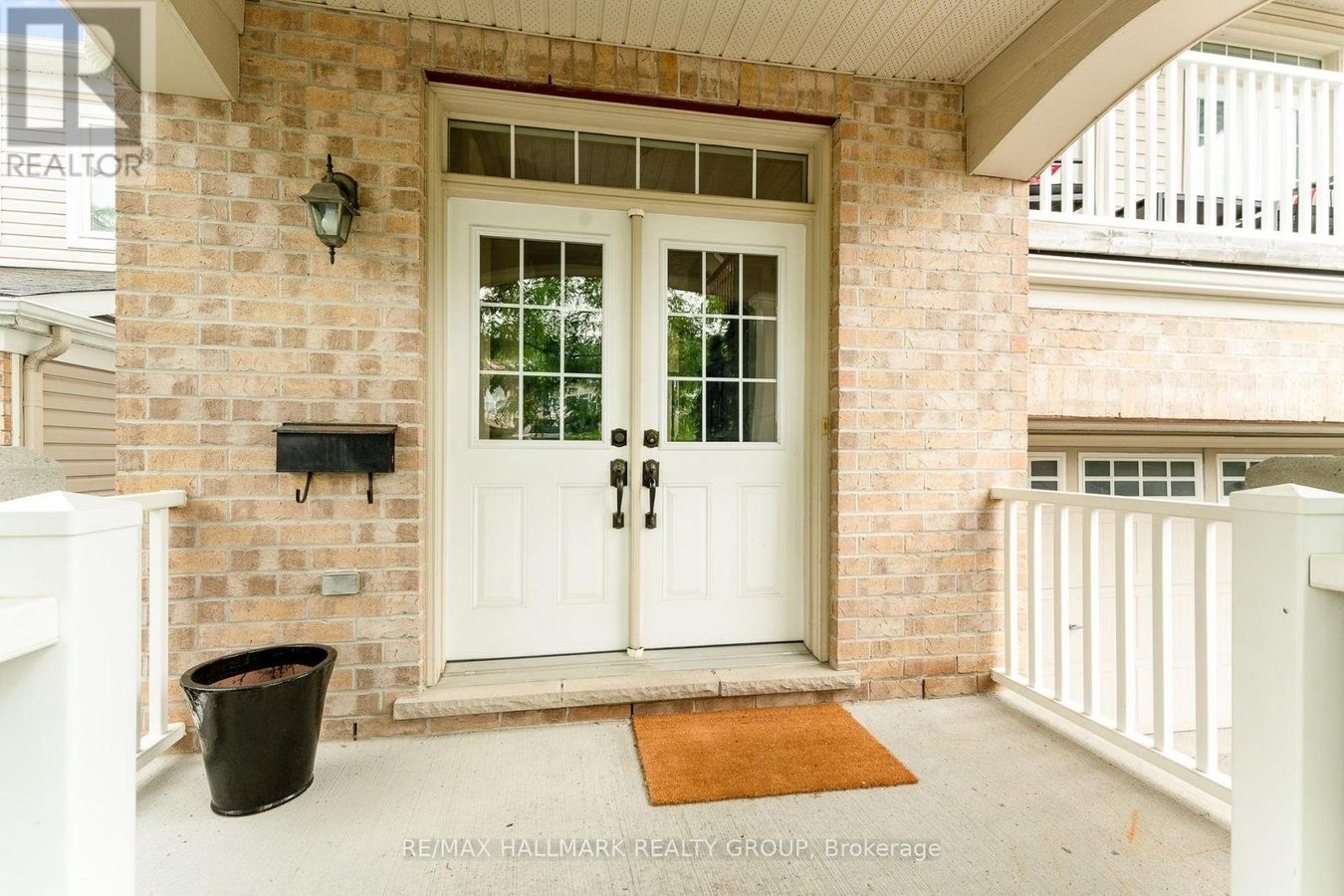 224 TEMPEST DRIVE - Photo 2