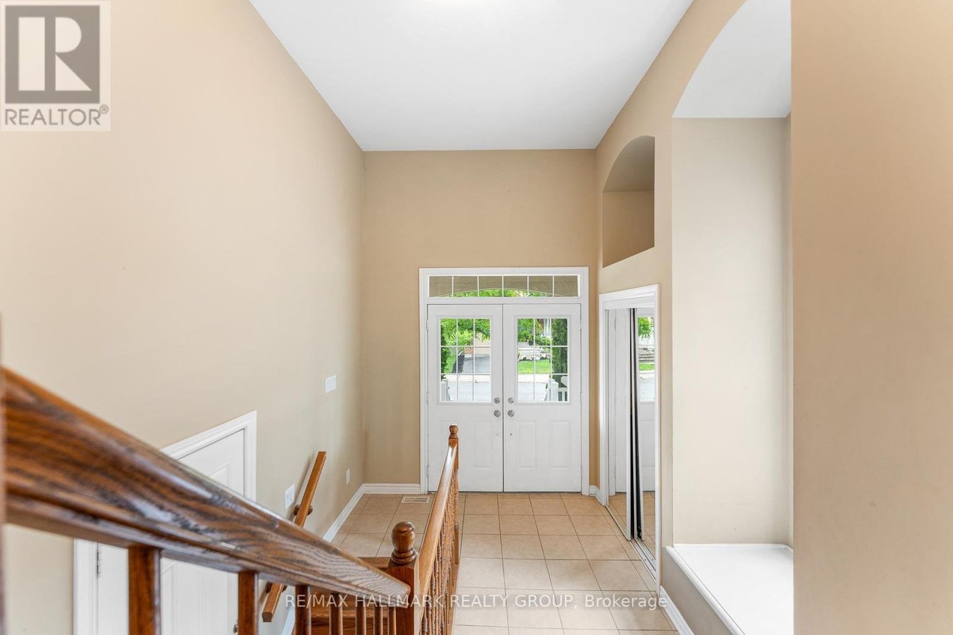 224 TEMPEST DRIVE - Photo 3