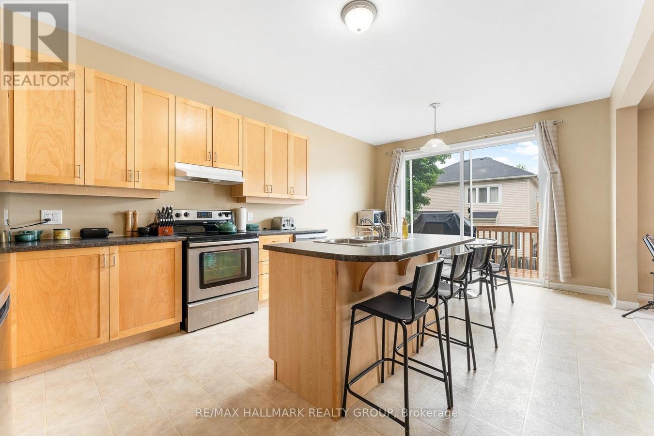 224 TEMPEST DRIVE - Photo 13