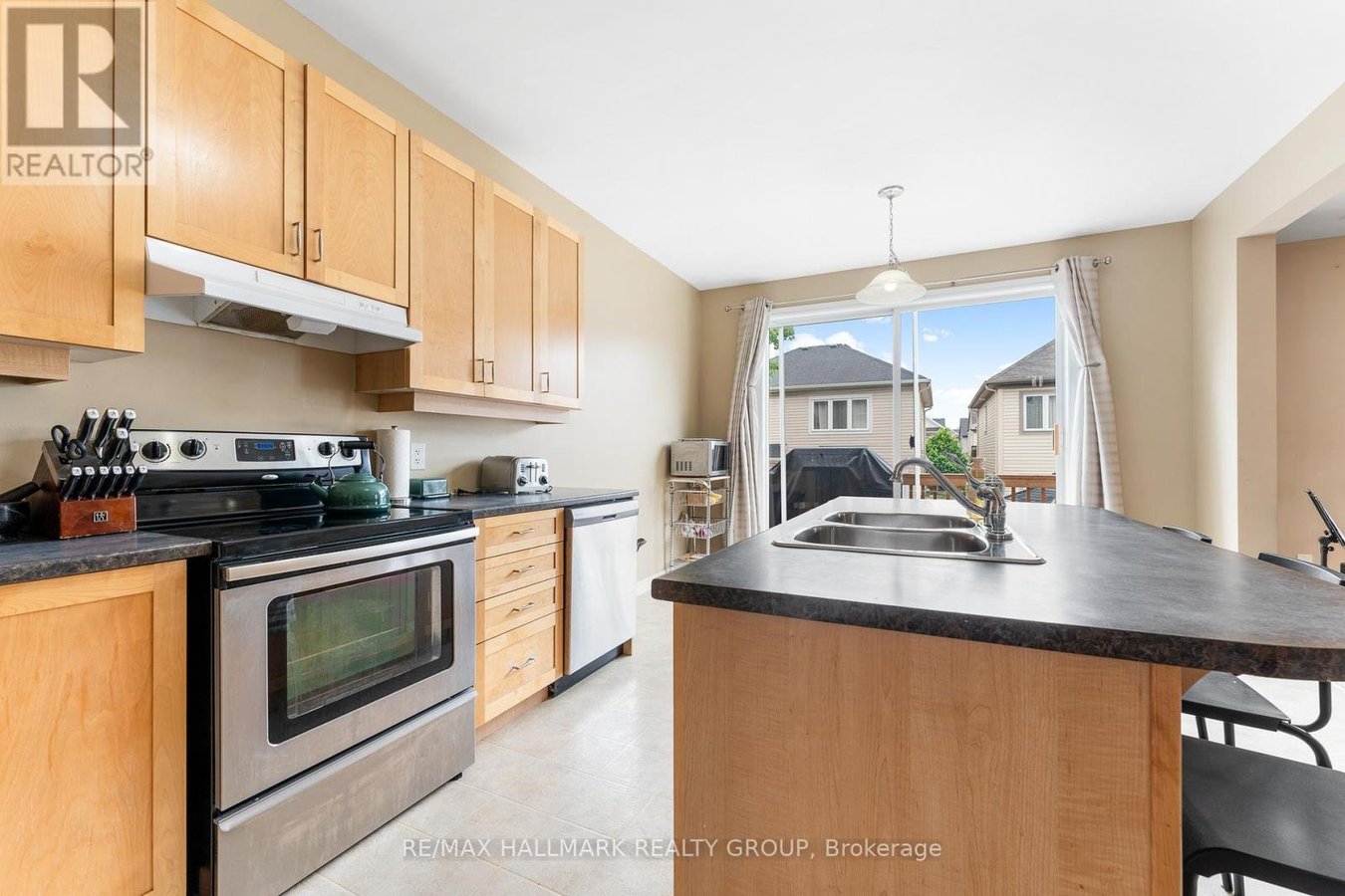 224 TEMPEST DRIVE - Photo 18