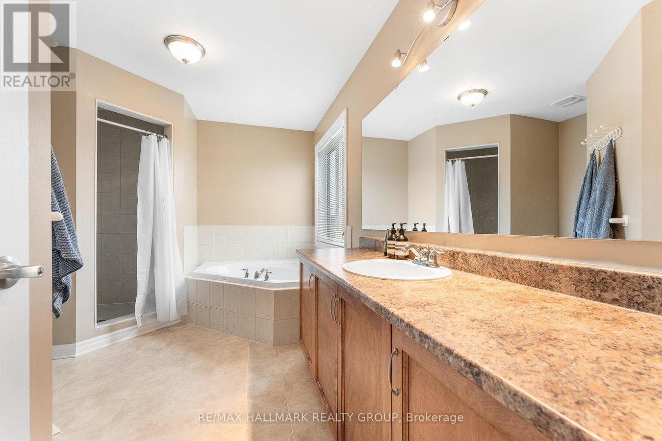 224 TEMPEST DRIVE - Photo 29