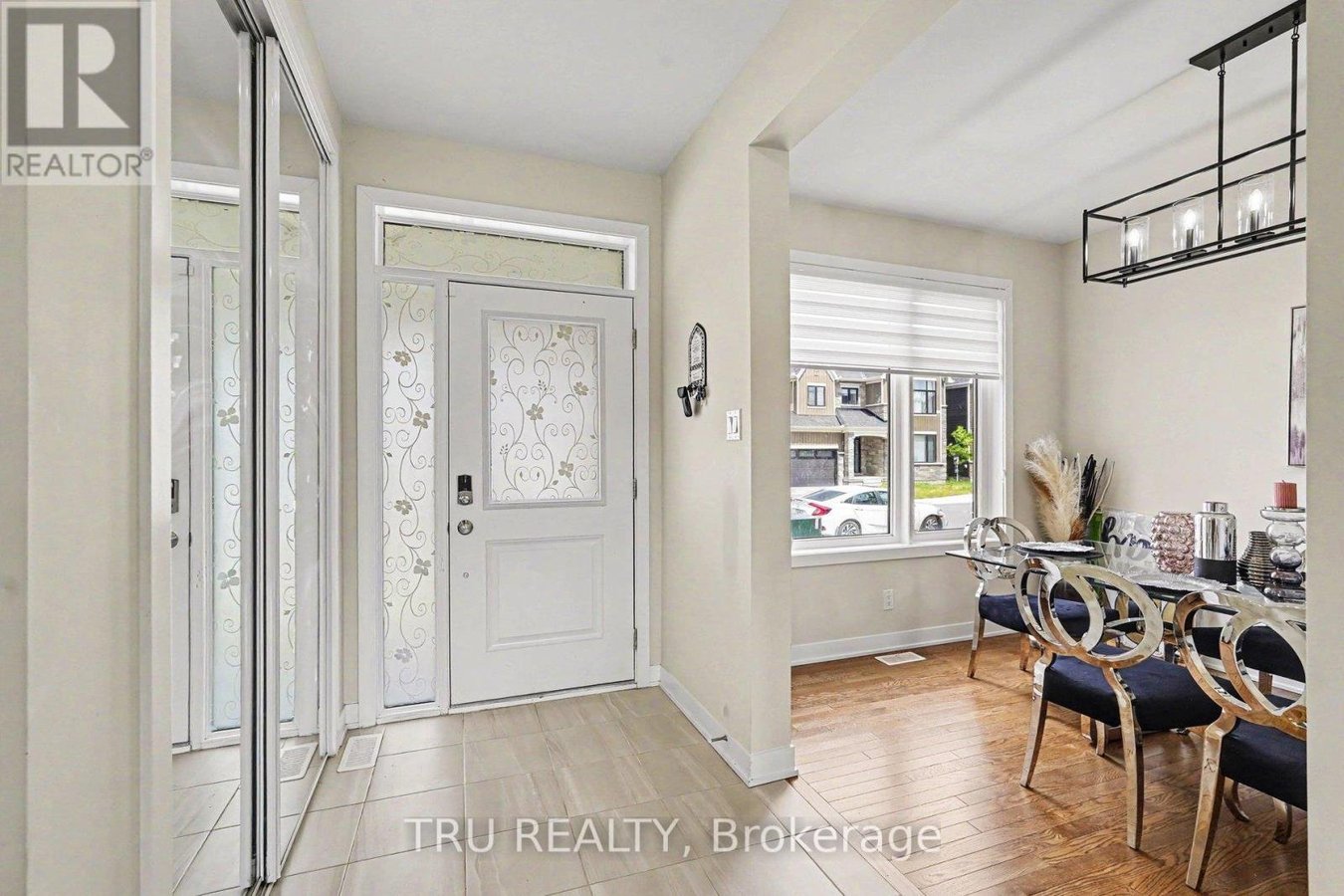 748 EMINENCE STREET - Photo 3
