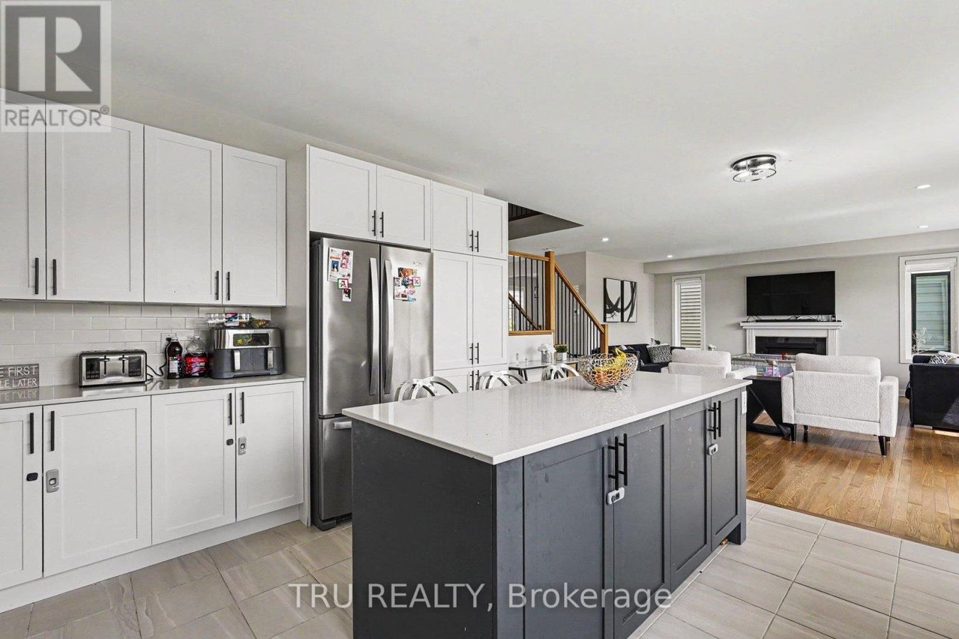 748 EMINENCE STREET - Photo 13