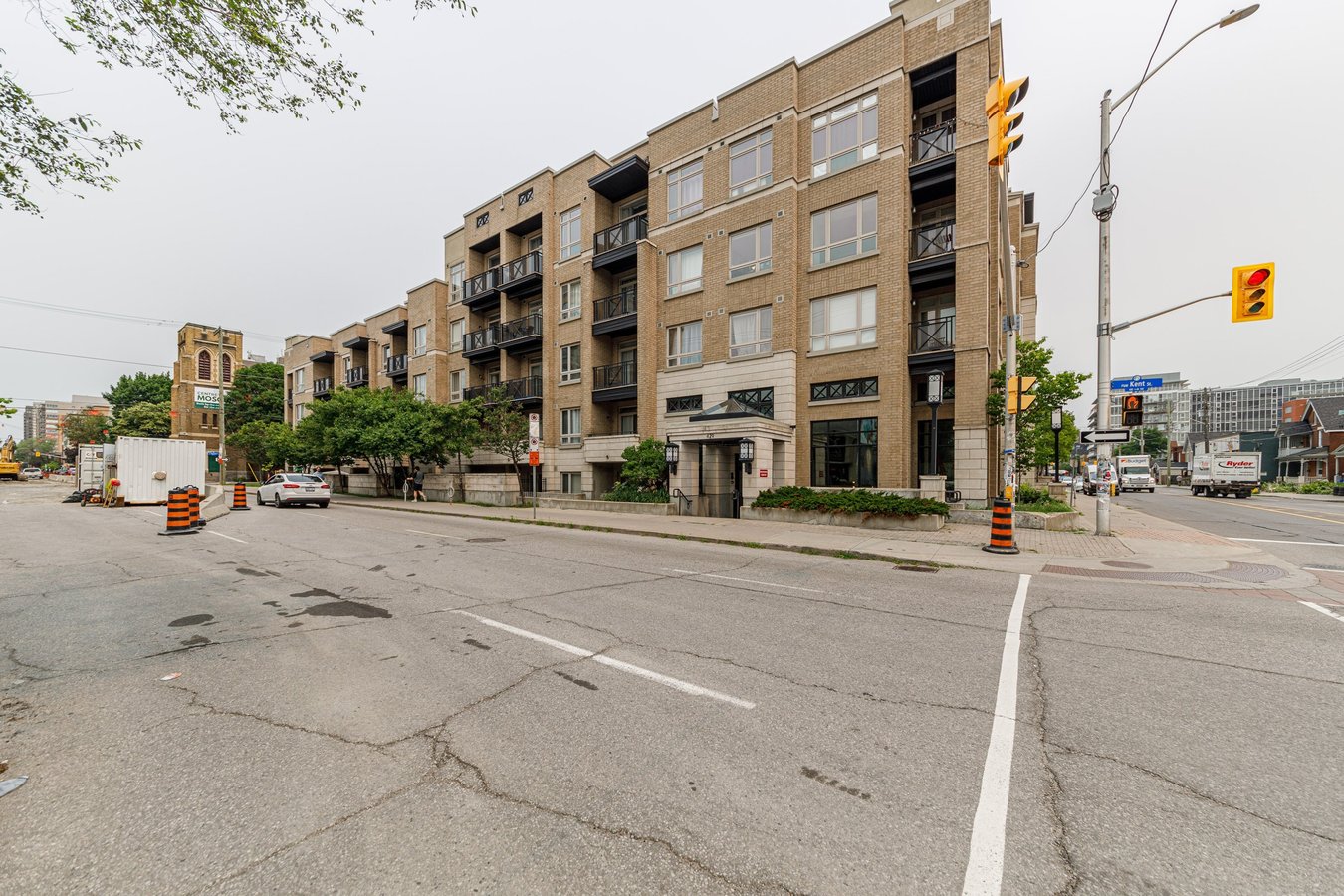 429 Kent Street - Photo 10