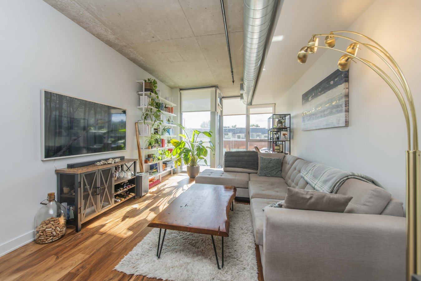 360 McLeod Street - Photo 8