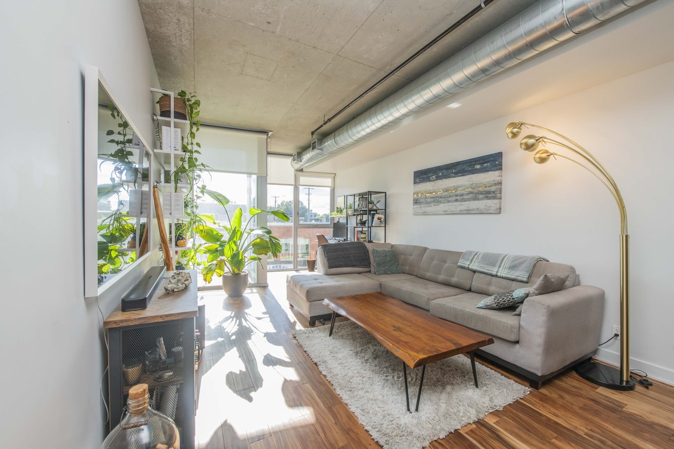 360 McLeod Street - Photo 9