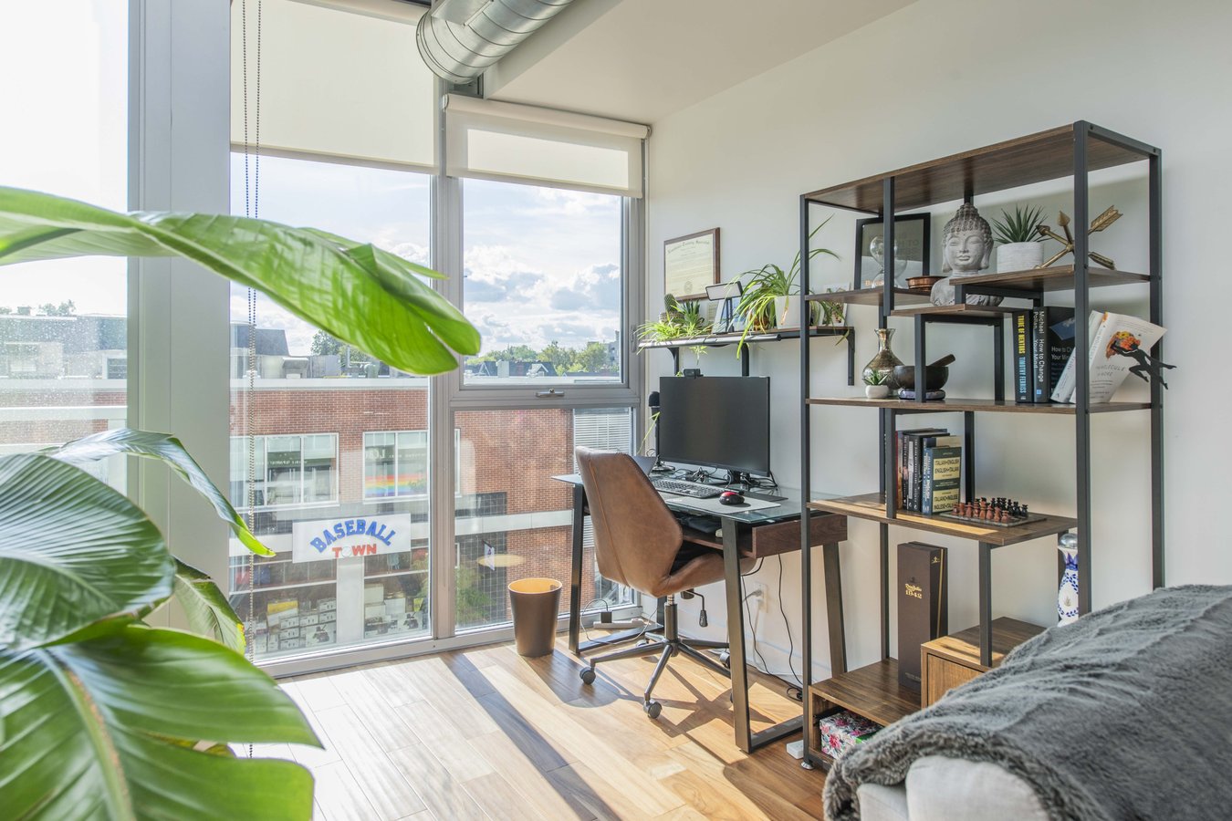 360 McLeod Street - Photo 12