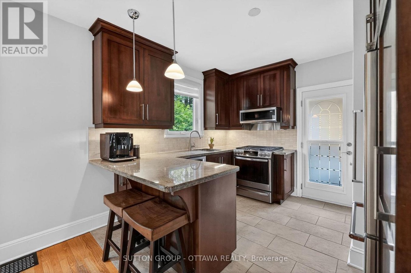 85 RIVERDALE AVENUE - Photo 11