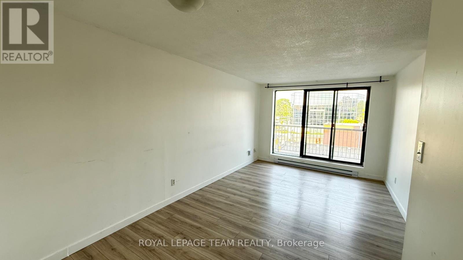 304 - 1180 OHIO STREET - Photo 4