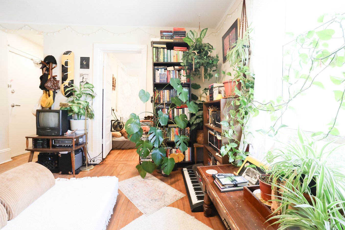 214 Flora Street - Photo 4
