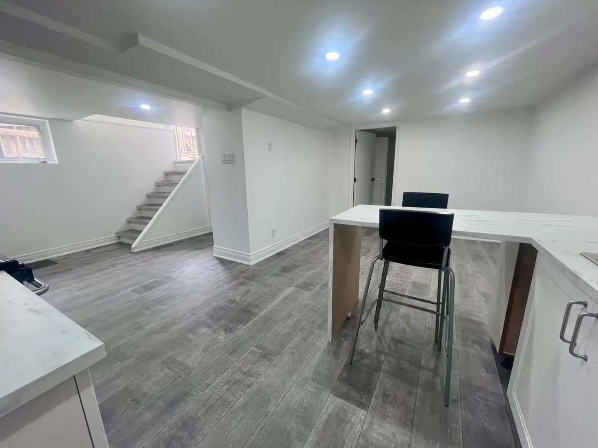 1231 Evans Boulevard - Photo 4