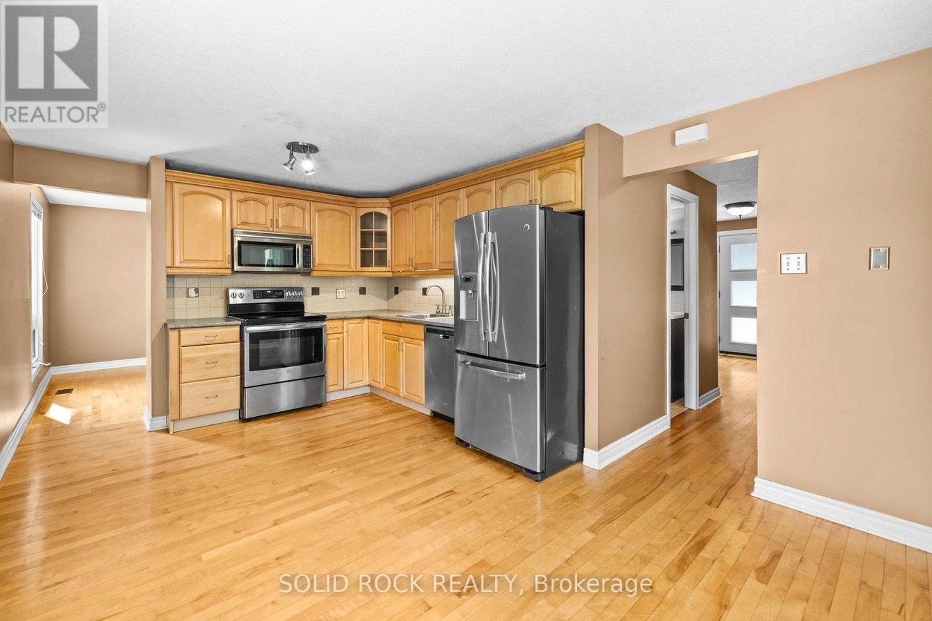 1631 CHARBONNEAU STREET - Photo 15