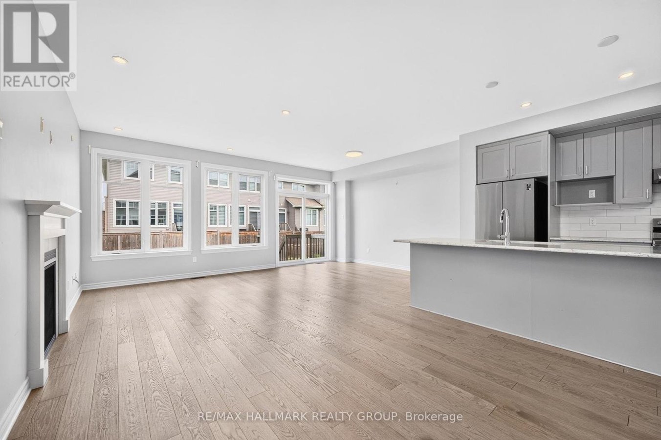 547 MUSKARI STREET - Photo 12