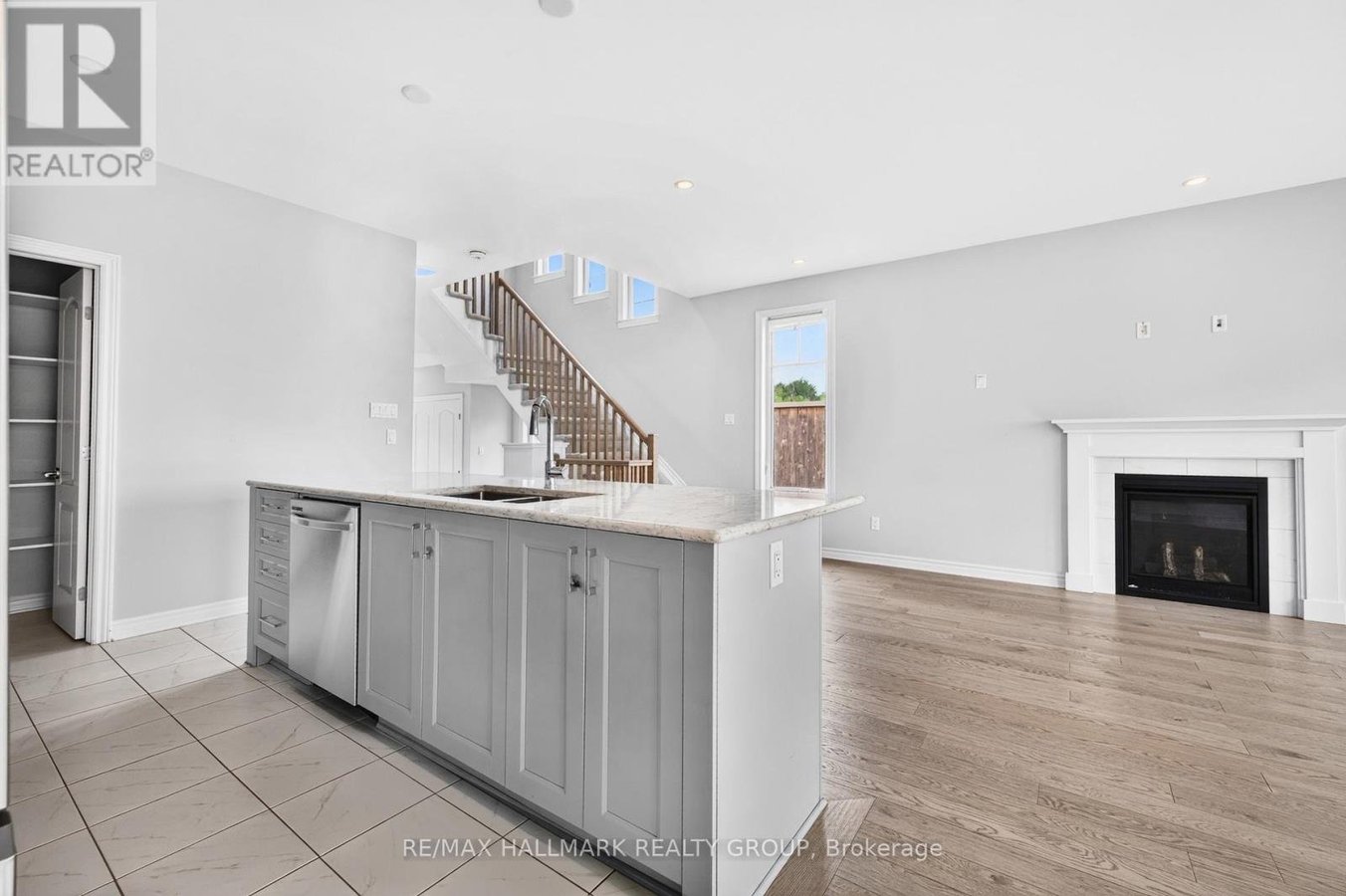 547 MUSKARI STREET - Photo 14