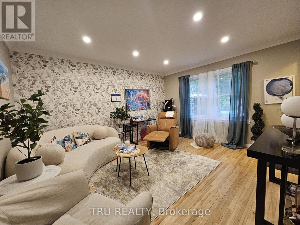 28 ARUNDEL AVENUE - Photo 7