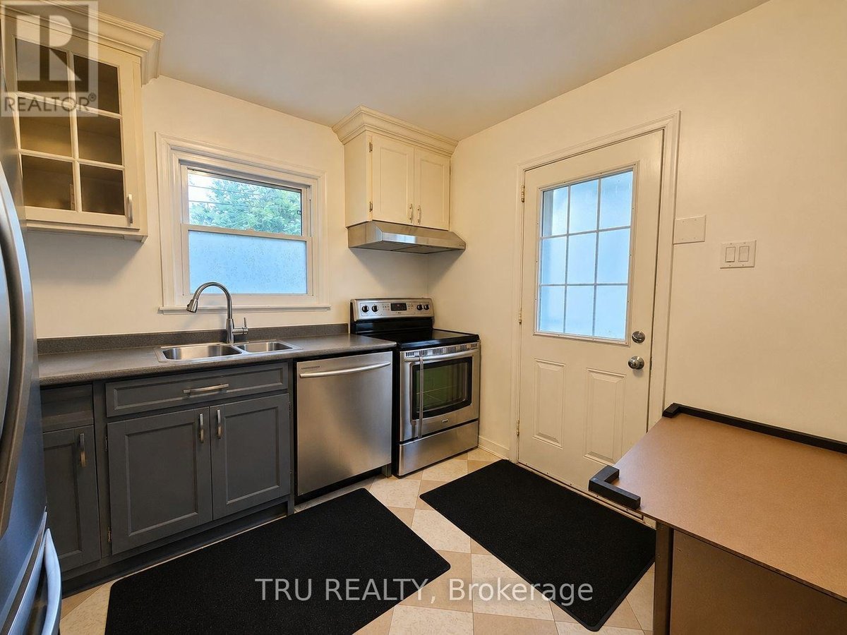 28 ARUNDEL AVENUE - Photo 11