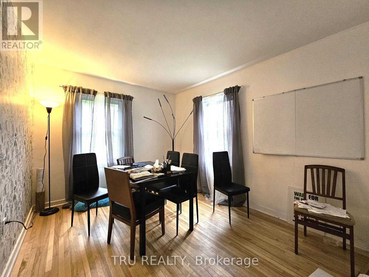28 ARUNDEL AVENUE - Photo 13
