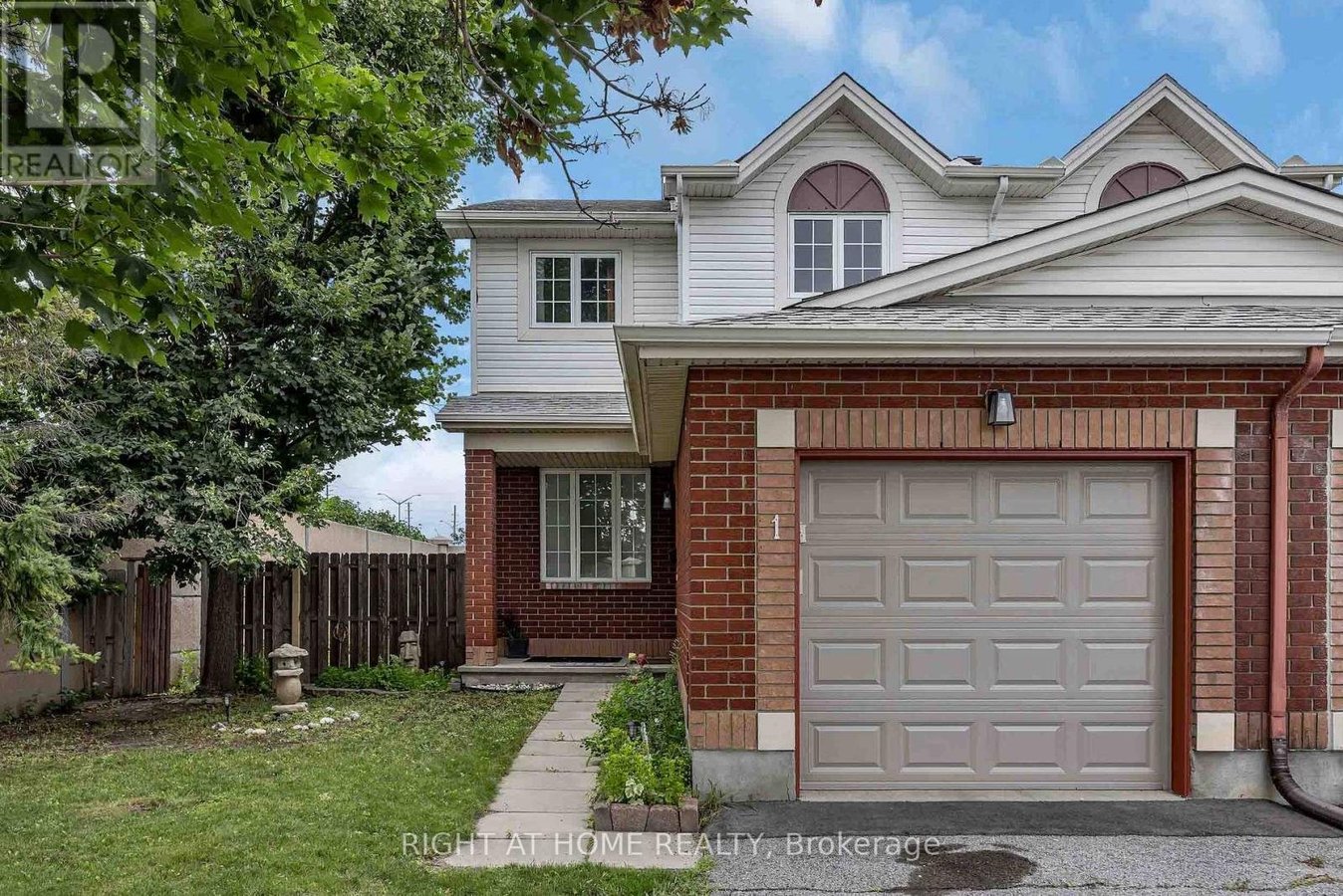 1 KINCARDINE DRIVE - Photo 3