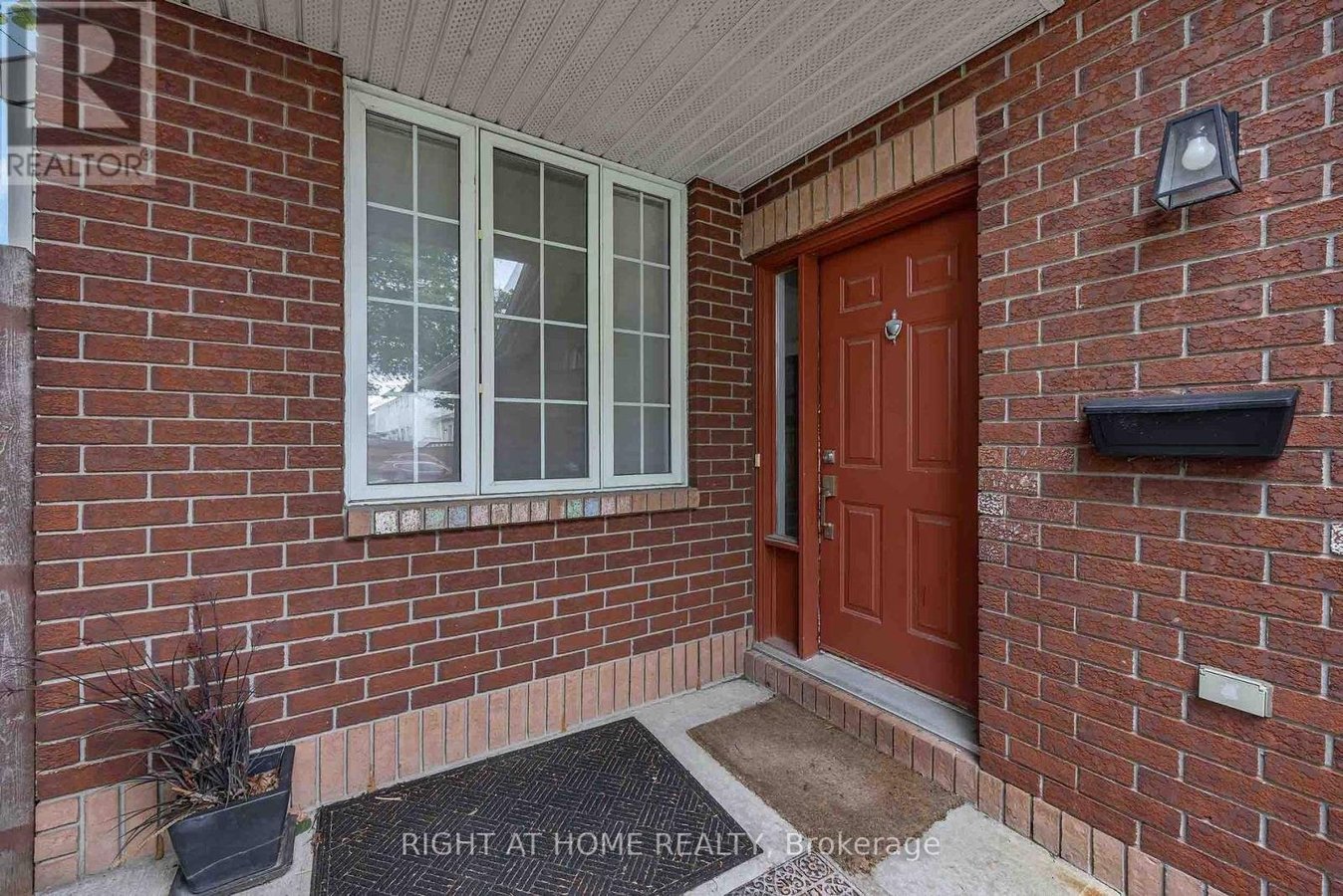 1 KINCARDINE DRIVE - Photo 4