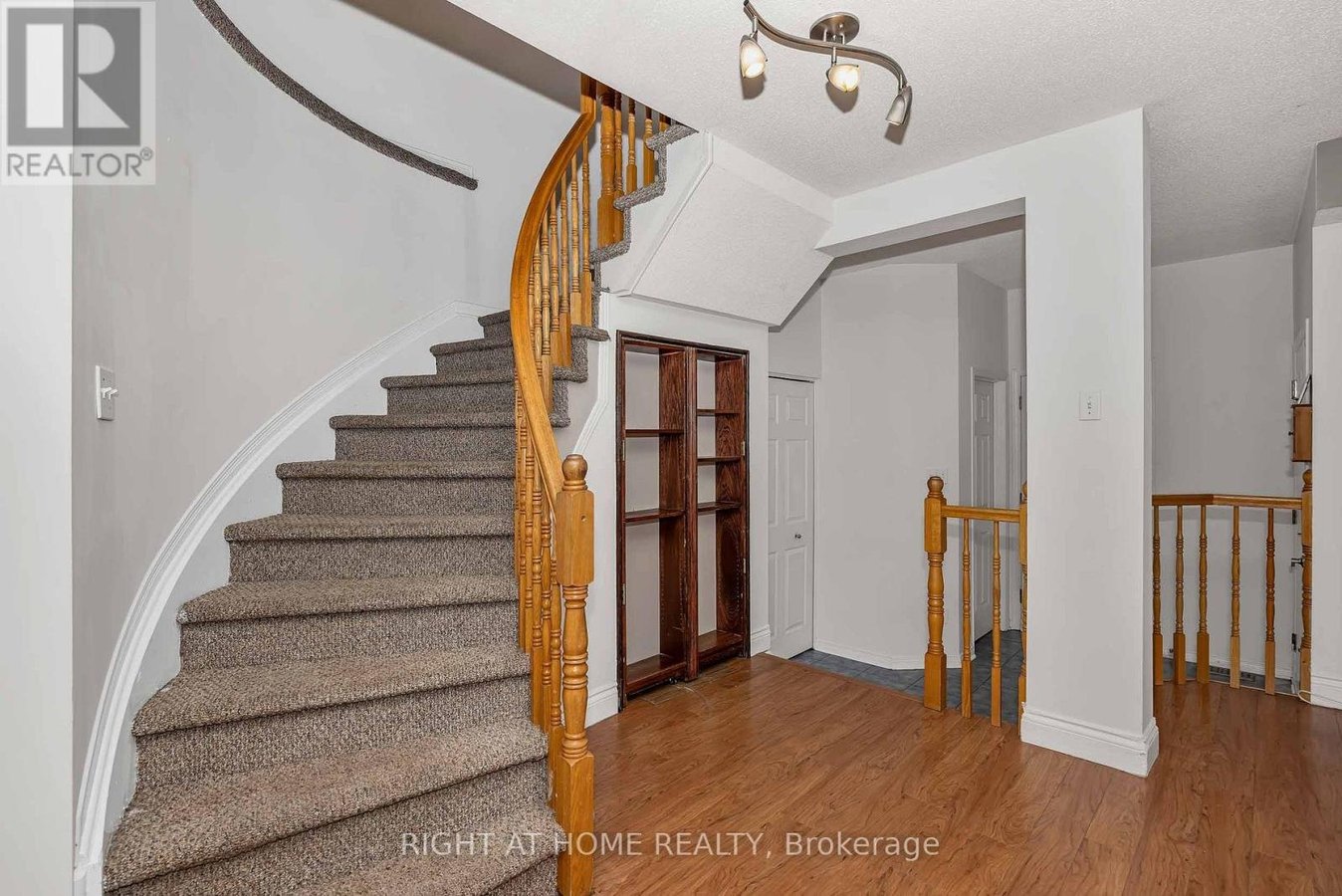 1 KINCARDINE DRIVE - Photo 13