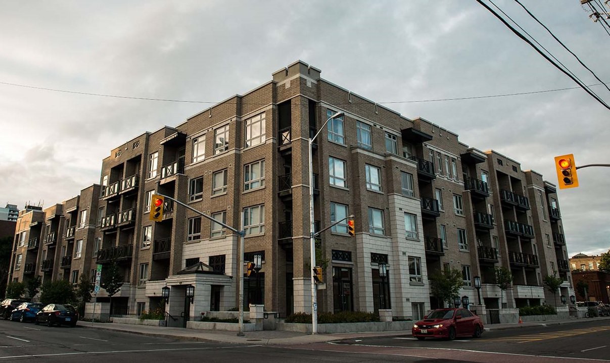 429 Kent Street - Photo 1