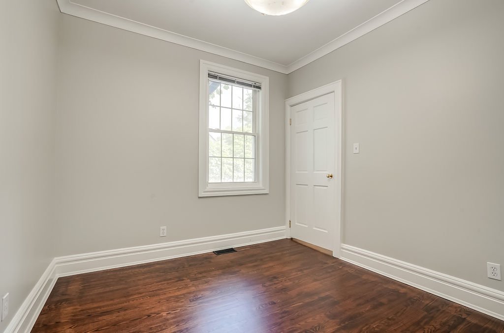 982 Fisher Avenue - Photo 18