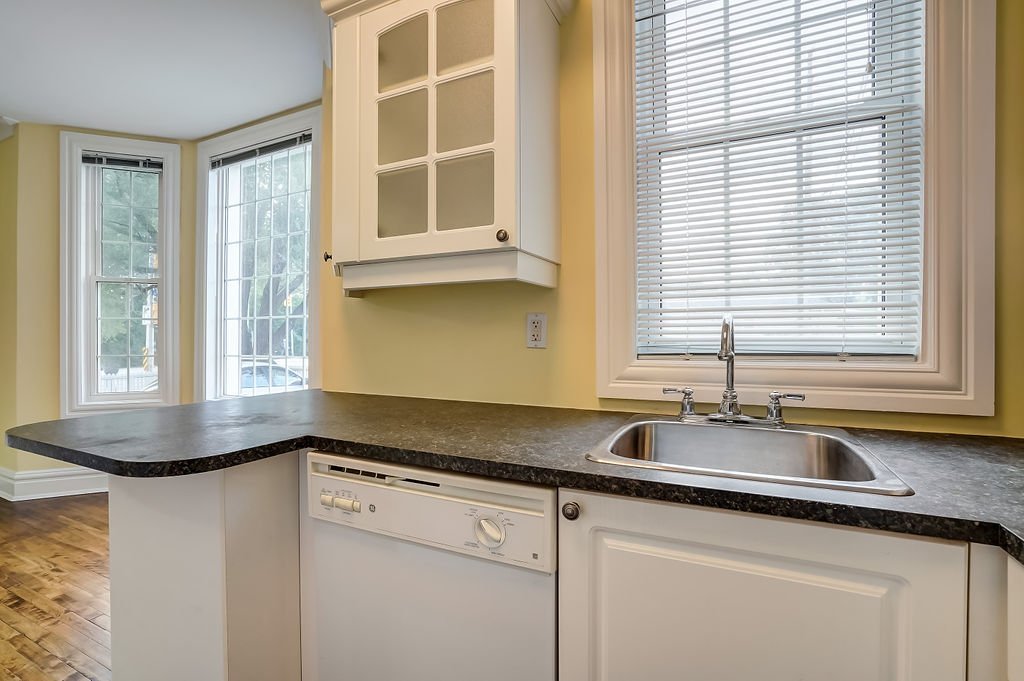 982 Fisher Avenue - Photo 11